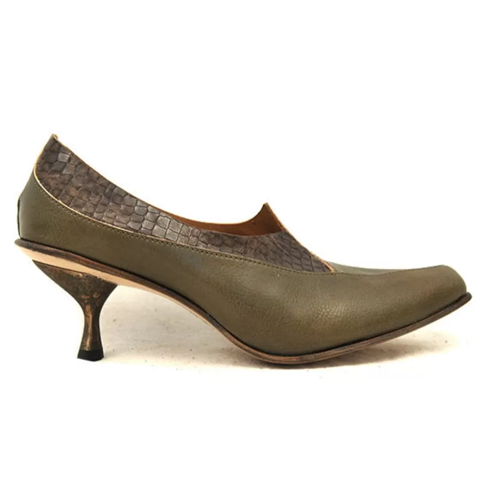 Online Brass Shoes