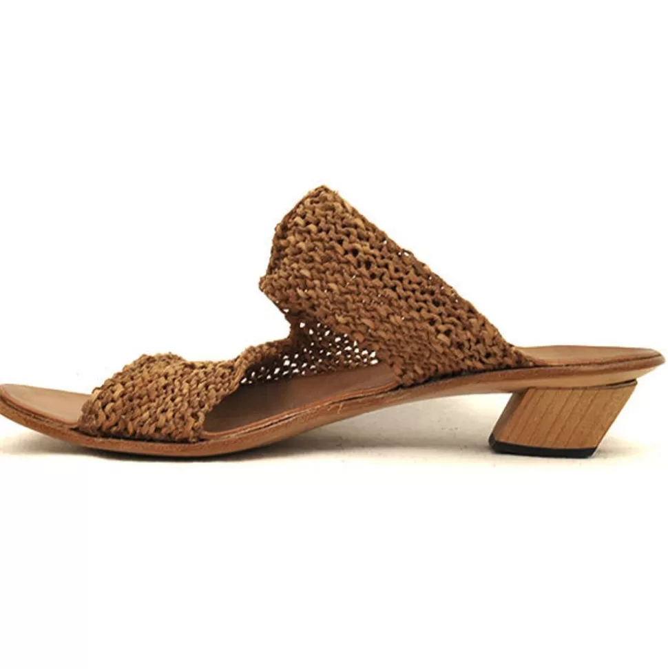 Store Brave-L Sandals