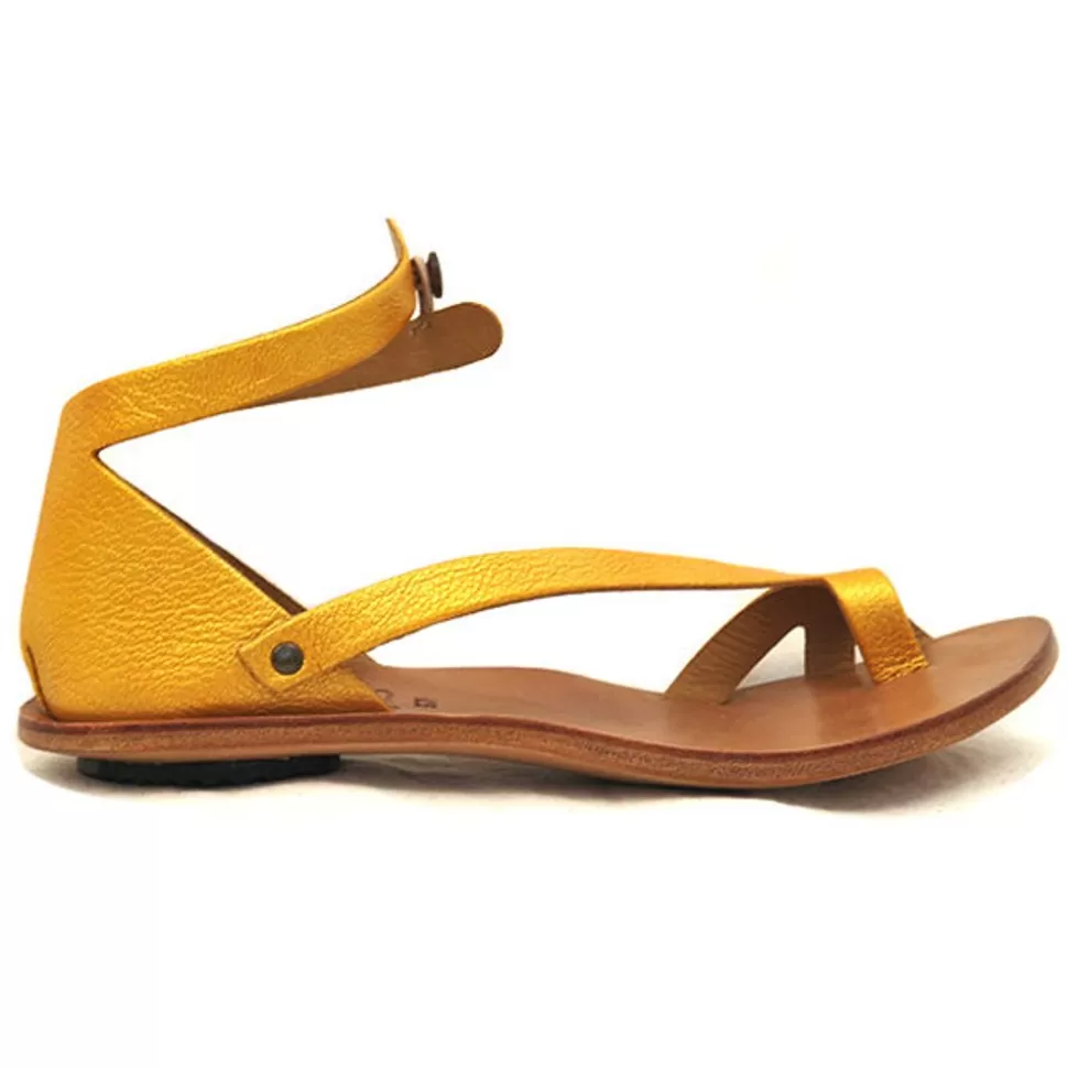 Flash Sale Tomcat Sandals